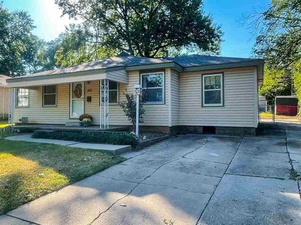 1412 N Donahoe Dr, Ponca City, OK 74601