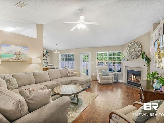 4th image of 11693 Madrone Ln