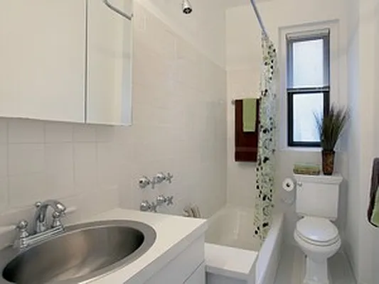 Sold by Corcoran | media 15
