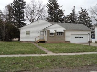 163 S Main St, Lyndonville, NY 14098