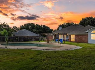 132 E Chapman Rd, Hewitt, TX 76643