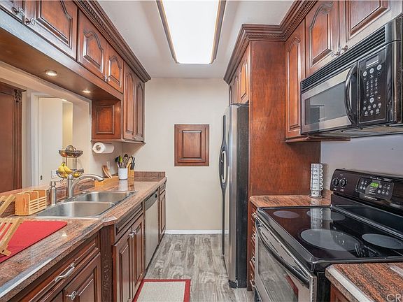 3rd image of 5460 White Oak Ave Unit A223