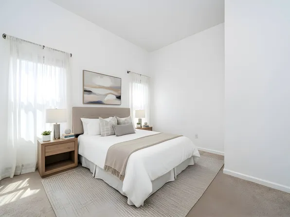 149 Randolph Avenue image 6 of 14