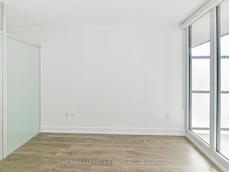 426 University Ave #1106 — Photo 11