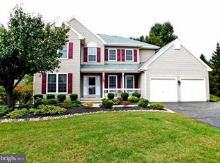 552 Clydesdale Dr, New Hope, PA 18938