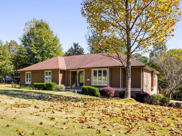 6208 Cape Cod Dr, Columbus, GA 31904
