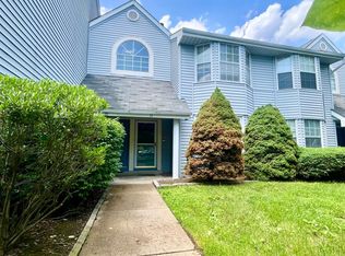 11 Tanglewood Ct, Monmouth Junction, NJ 08852