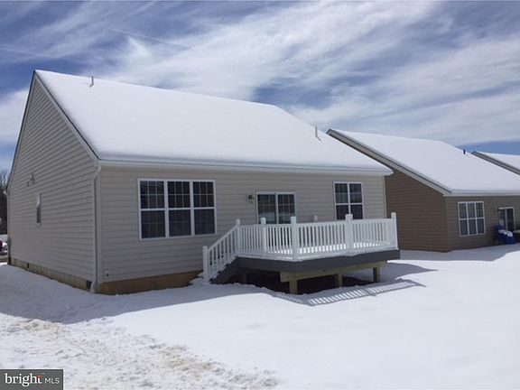 3rd image of 15160 Sunflower Dr #31