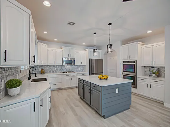 11518 E SEAVER Avenue, Mesa, AZ 85212