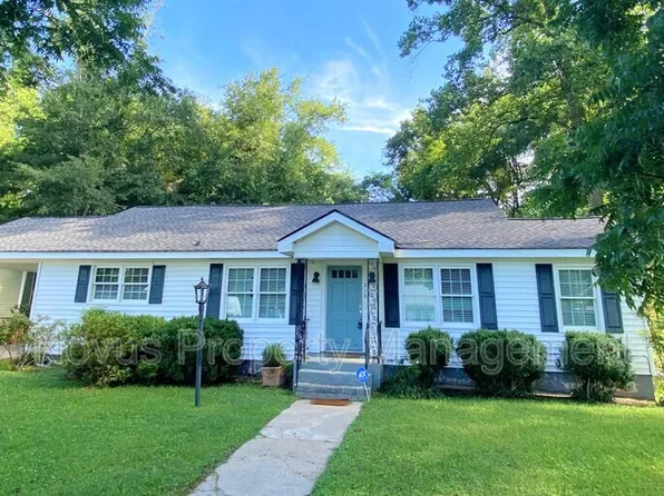 215 Pennsylvania Ave, Carrollton, GA 30117