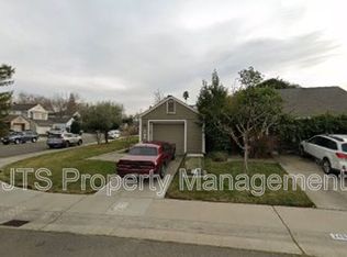 2400 Seamist Dr, Sacramento, CA 95833