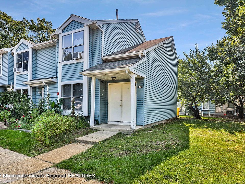 211 Woodlake Manor Drive, Lakewood, NJ 08701 Zillow