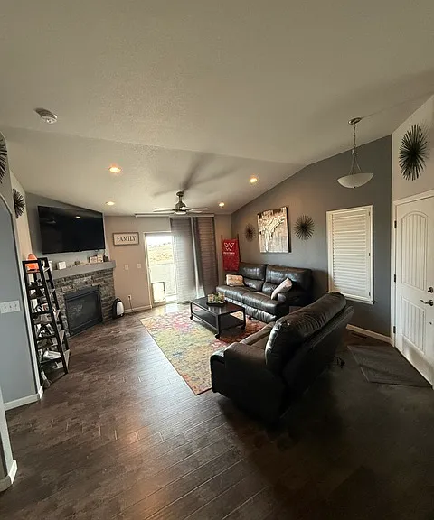 4263 Hessite Loop — Photo 4