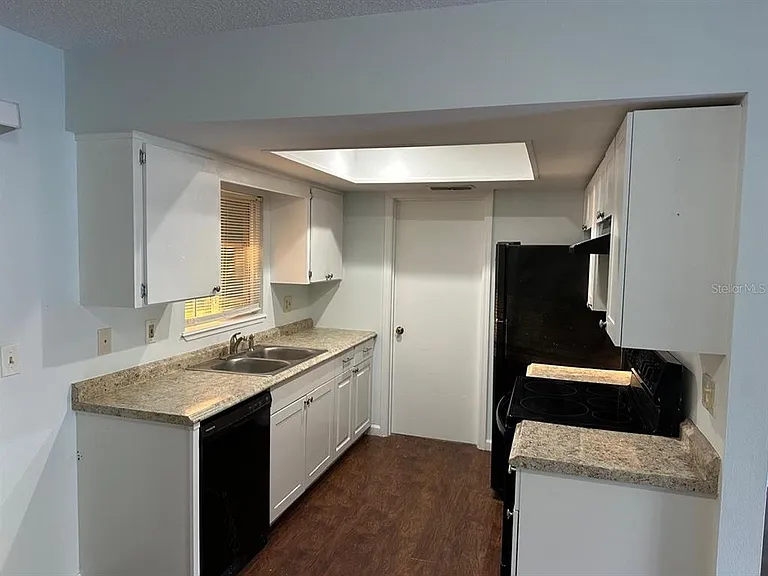 11248 SW 76th Ter — Photo 6