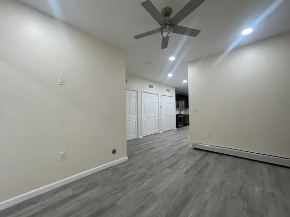 34 Giles Avenue 1 image 3 of 19