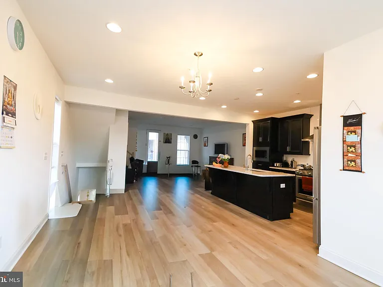 1317 Canning Way — Photo 32