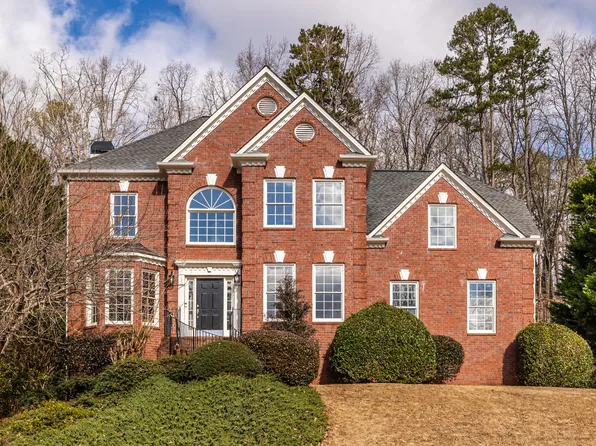 7265 Fawn Lake Dr, Alpharetta, GA 30005