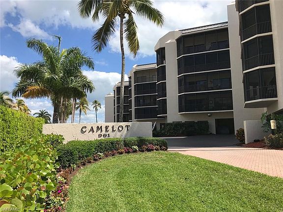 3rd image of 961 Collier Ct APT 205