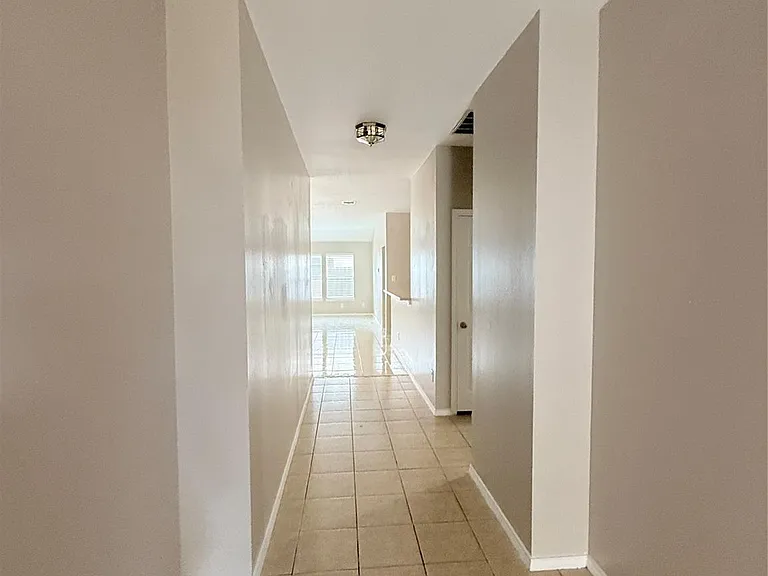 12818 Magenta Oaks Dr — Photo 10