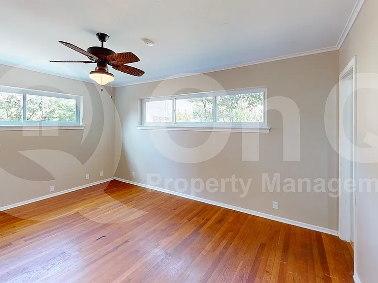 6127 Bandera Ave #B — Photo 11