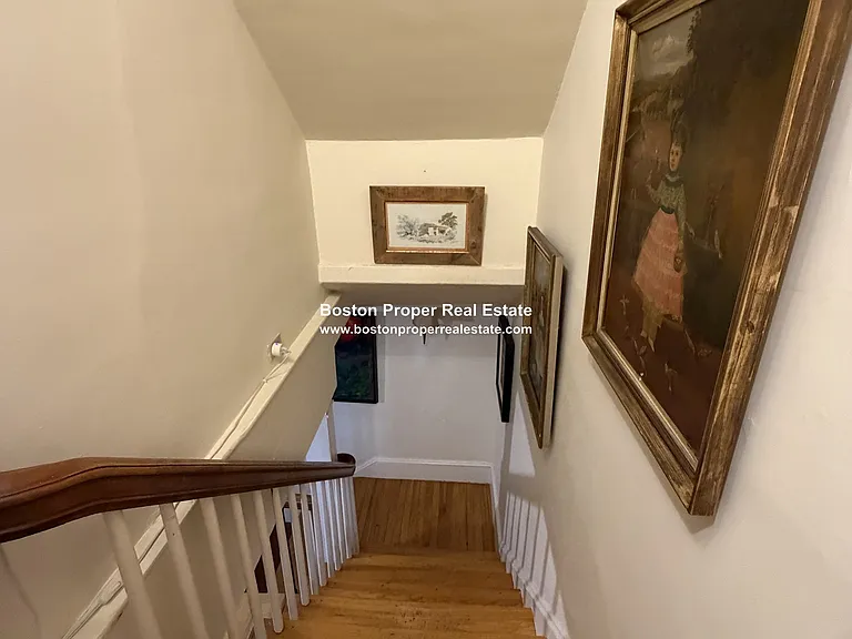 429 Beacon St #1A — Photo 17