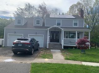 1275 Salvia St, Stratford, CT 06614