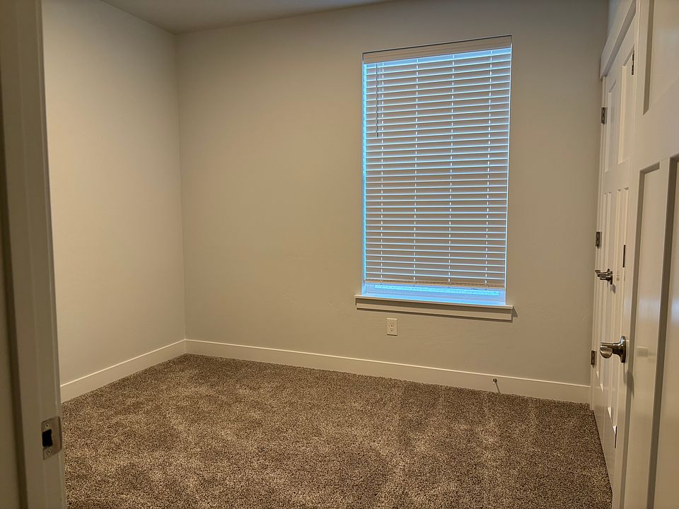 2nd image of 1772 N Buckeye Way Unit 102