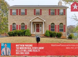 1300 Oak Haven Rd, Knoxville, TN 37932