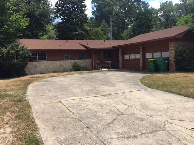1st image of 1602 Rosewood St