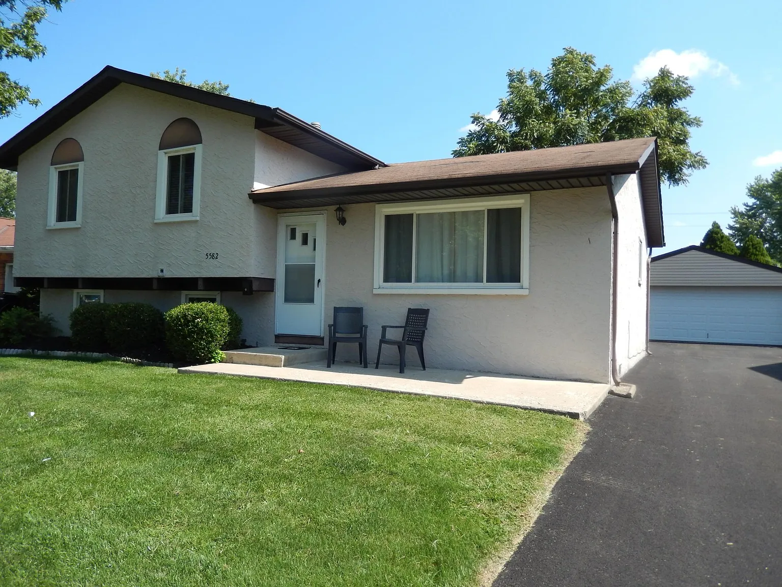 5582 Tamarack Blvd photo 1