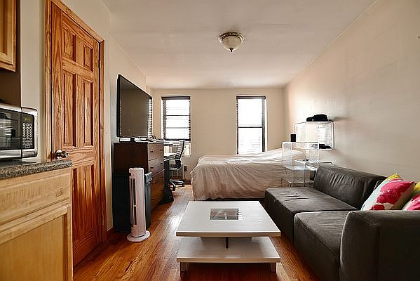 1st image of 148 Orchard St APT 13