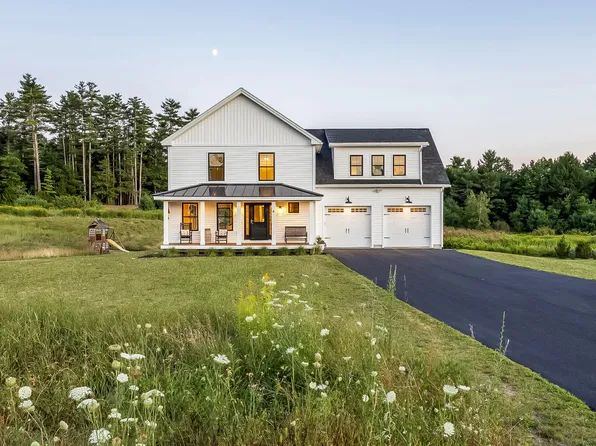 10 Carter Brook Drive, Scarborough, ME 04074