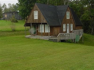 1st image of 100 Pheasant Ln