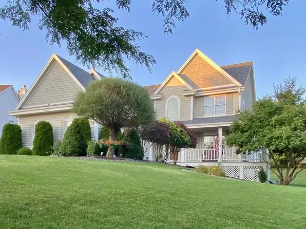 W127S9590 Scott Krause COURT, Muskego, WI 53150