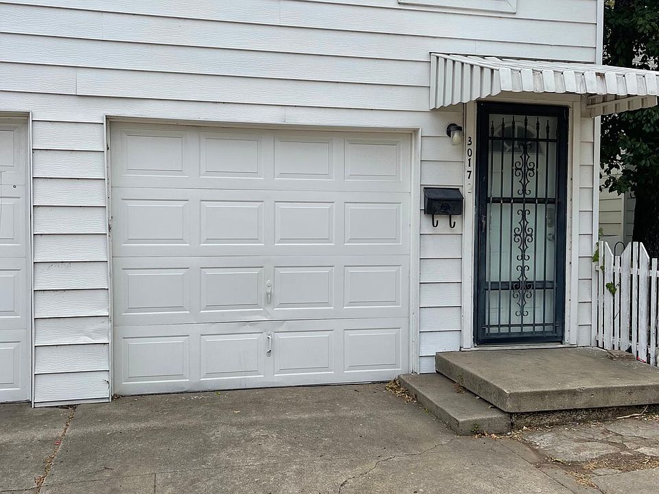 Front of Garage apartment