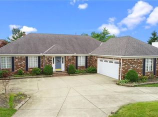 7712 Roeper Rd, Parma, OH 44134