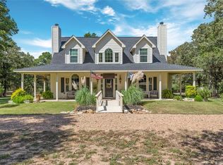 1425 Mentz Rd, Alleyton, TX 78935