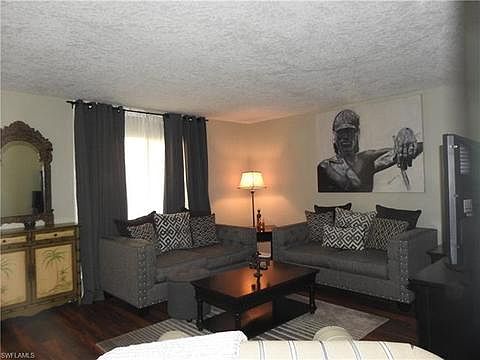 4th image of 4633 Bayshore Dr #5