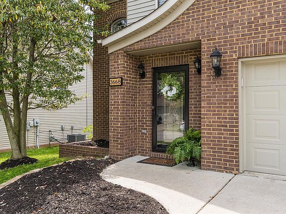 2nd image of 3668 Green Park Ct
