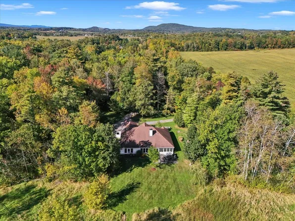 185 Dirt Drive, Ferrisburgh, VT 05473
