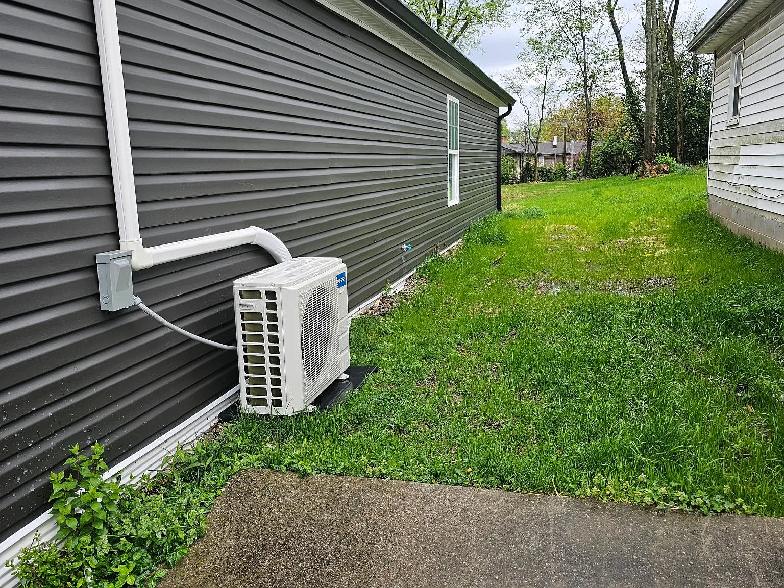 2 bed, 900 sqft, $900 — Photo 4