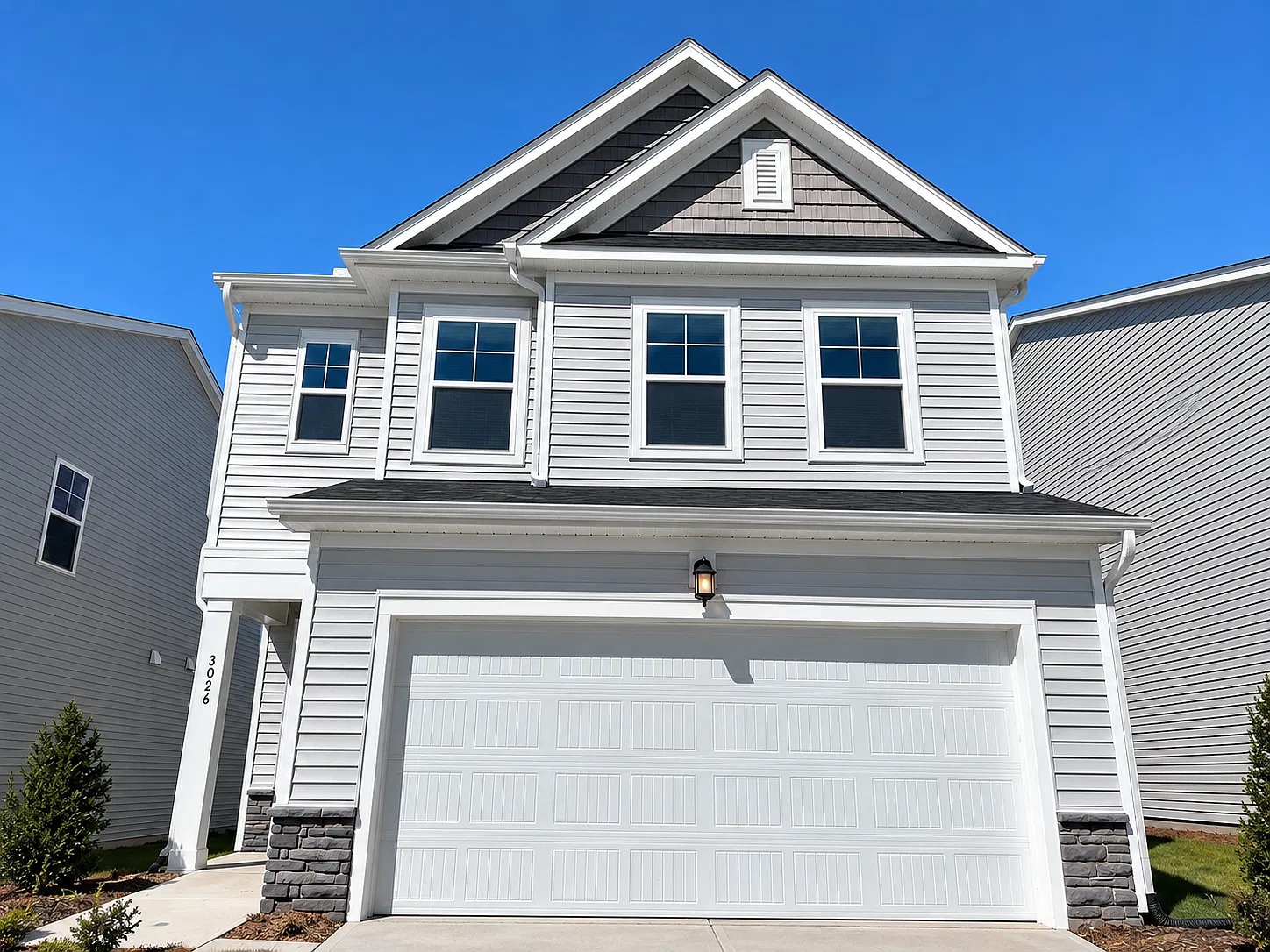 3 bed, 2.5 bath, 1924 sqft, $2,095 — Photo 1