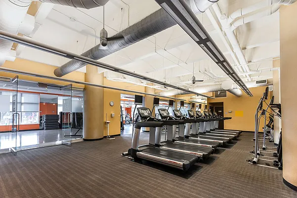 Sold by Nestseekers | media 14