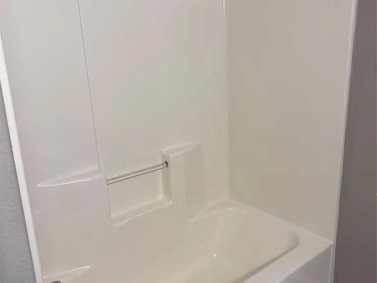 3922 Davenport St #A — Photo 16
