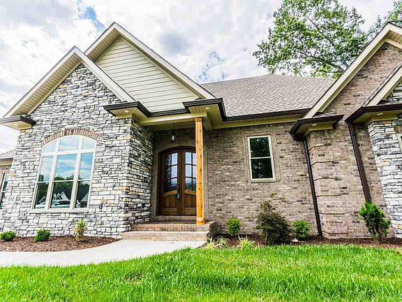 3rd image of 1135 Teal Street