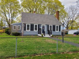 147 Carolyn St, Warwick, RI 02886