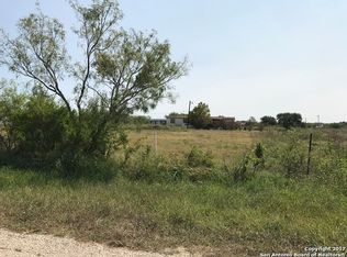 255 County Road 467, Hondo, TX 78861