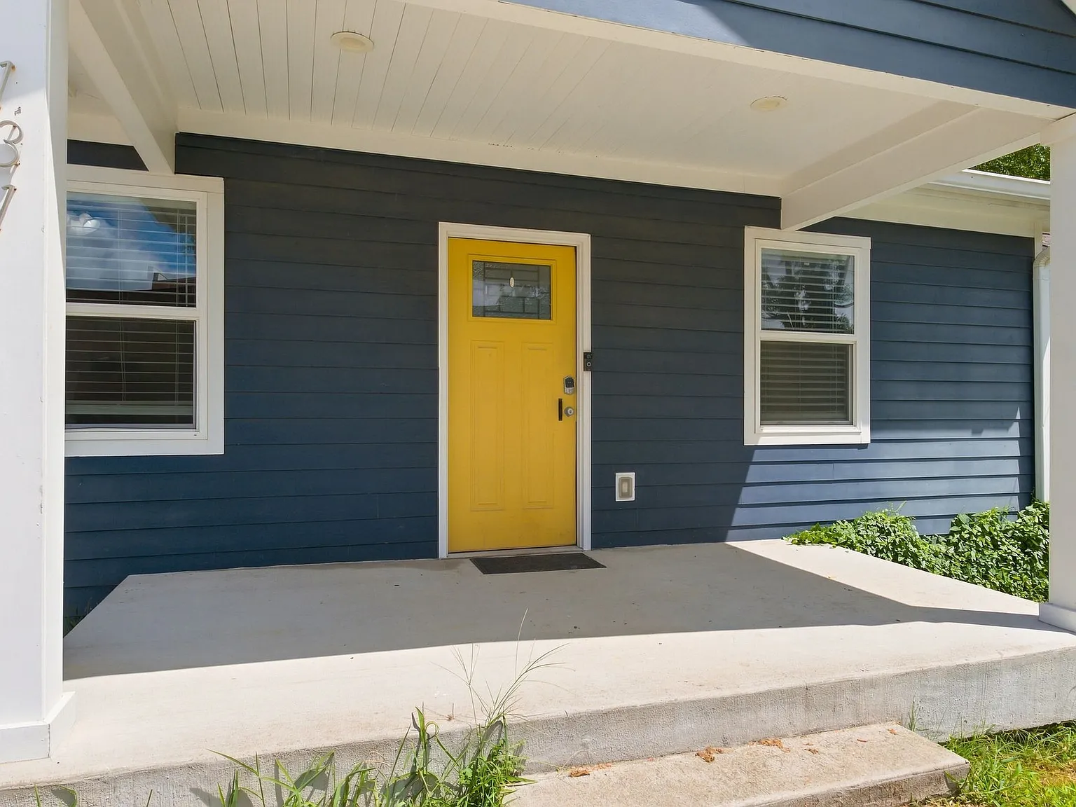 4 bed, 1220 sqft, $2,850 — Photo 4