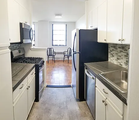 Rented by Midbrook Realty, LLC | media 29