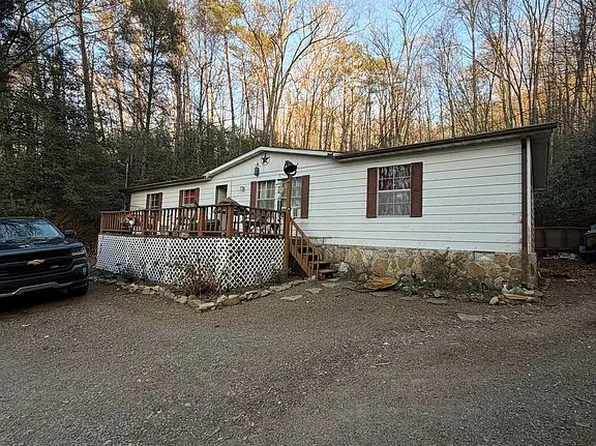 476 Claude Rogers Rd, Marble, NC 28905